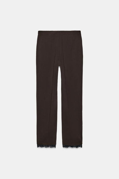 Pantalon court en dentelle