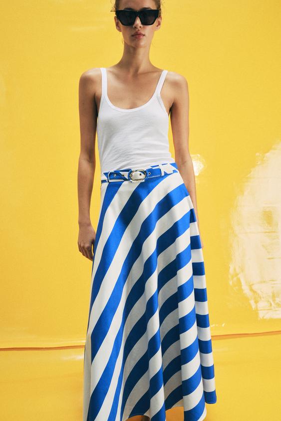 Jupe midi à rayures avec ceinture