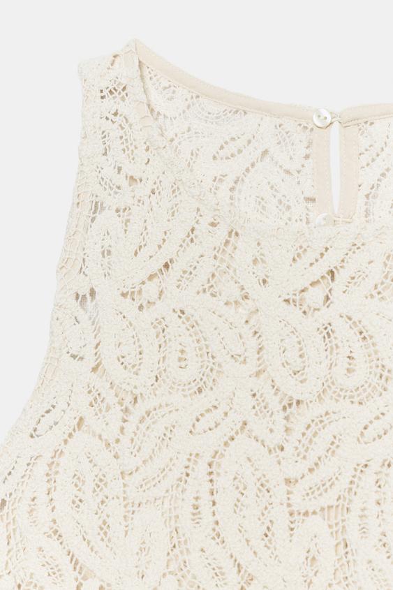 Top court au crochet