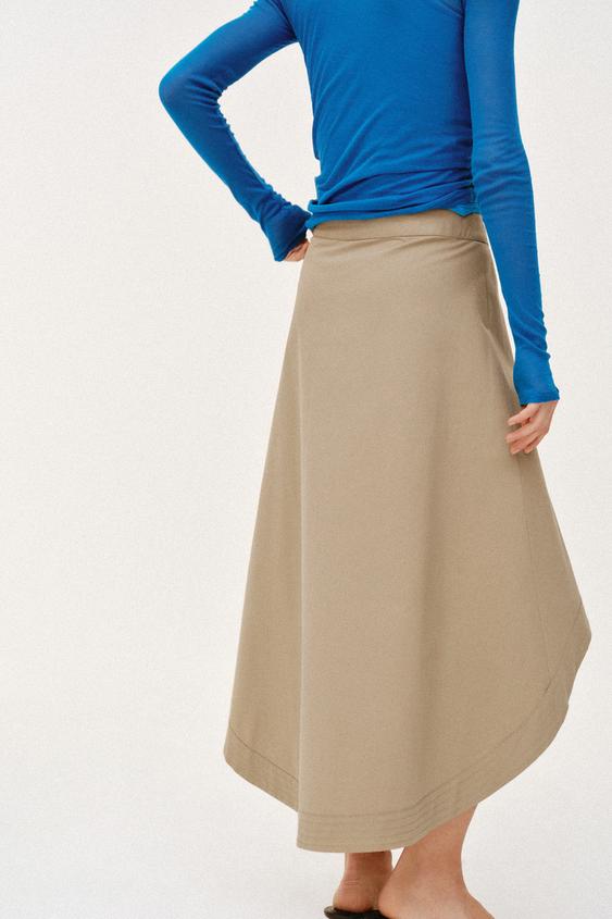 Jupe midi asymétrique