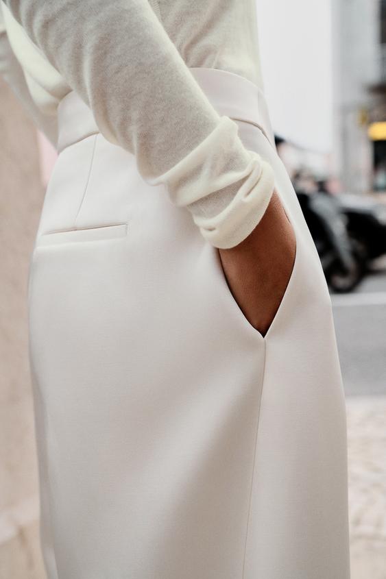 Pantalon coupe barrel satiné
