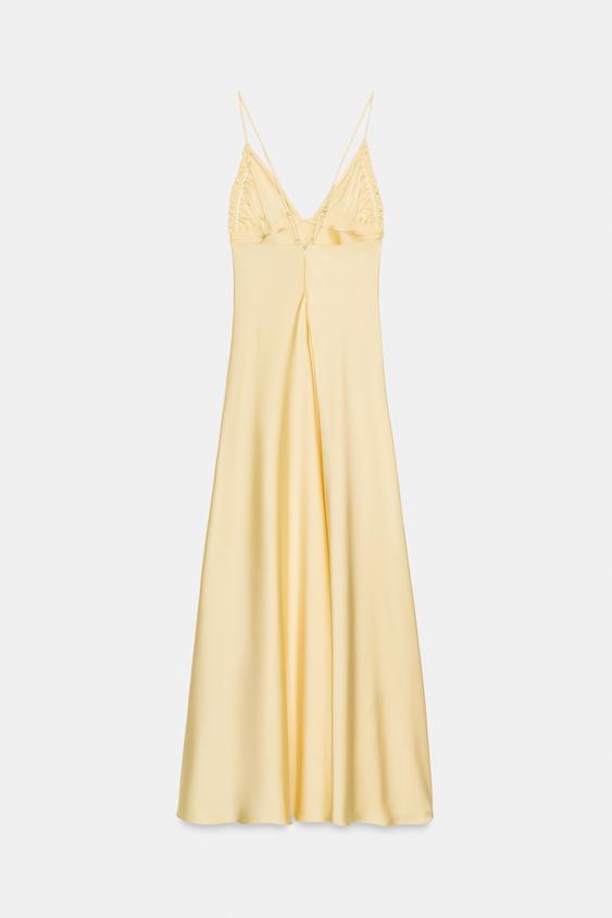 Robe midi satinée à fronces