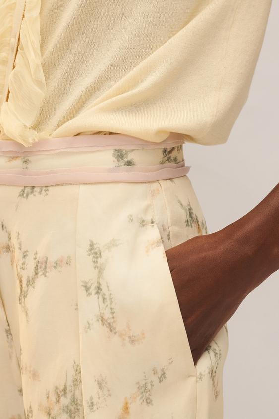 Pantalon imprimé à fleurs Édition limitée