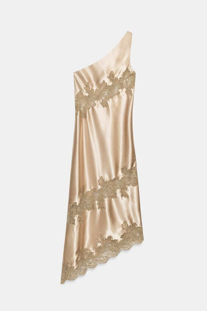 Robe nuisette asymétrique