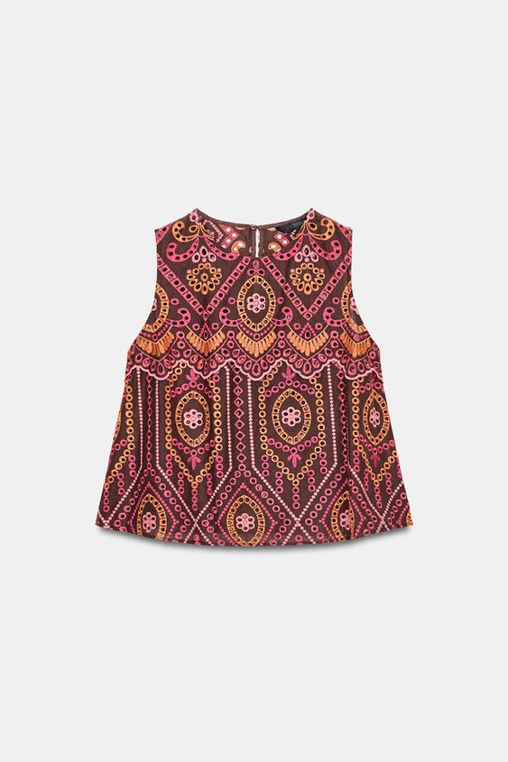 Top à broderies ajourées