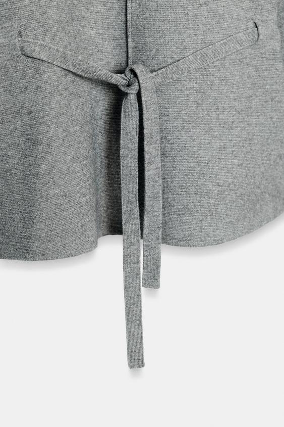 Pull en maille à cordon