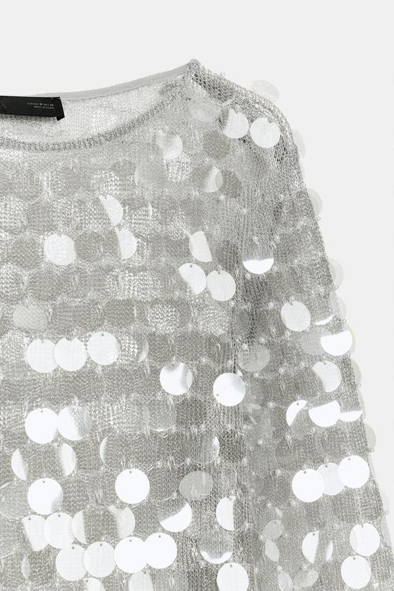 Robe courte en maille à sequins à perles