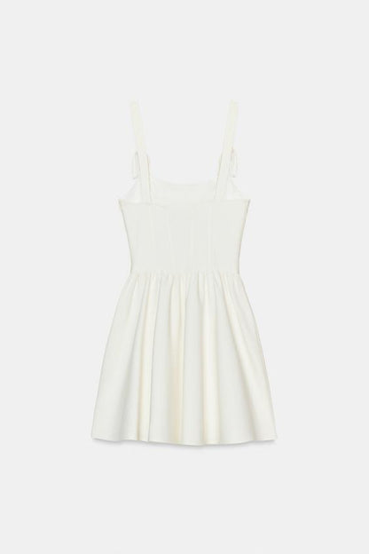 Robe corset à volume