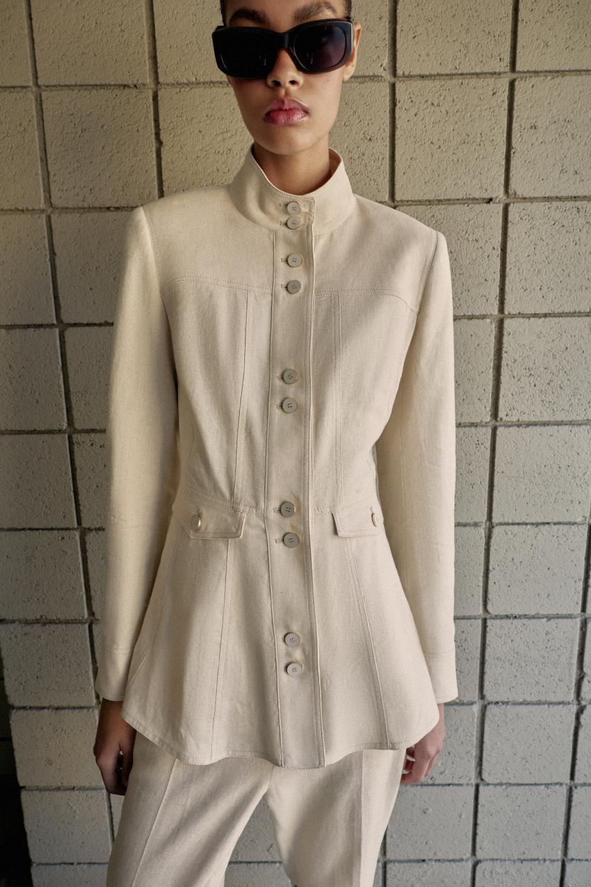 Veste cintrée à épaulettes en lin