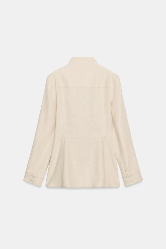 Veste cintrée à épaulettes en lin