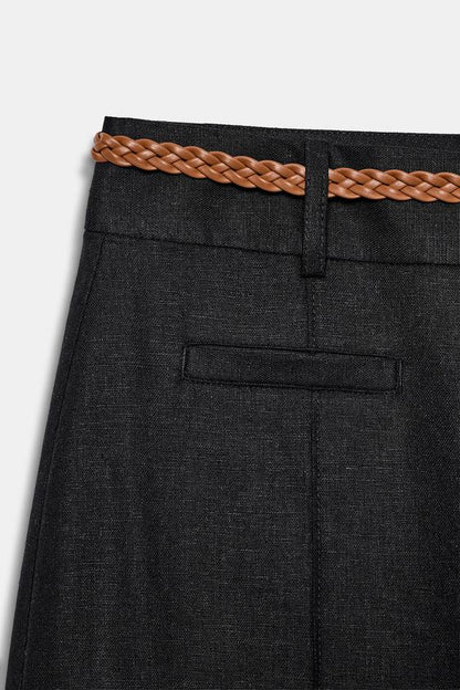 Pantalon-culotte en lin avec ceinture tressée