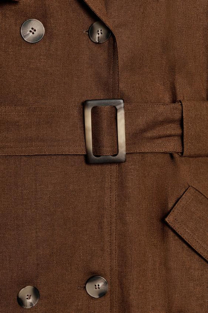 Robe courte en lin avec ceinture
