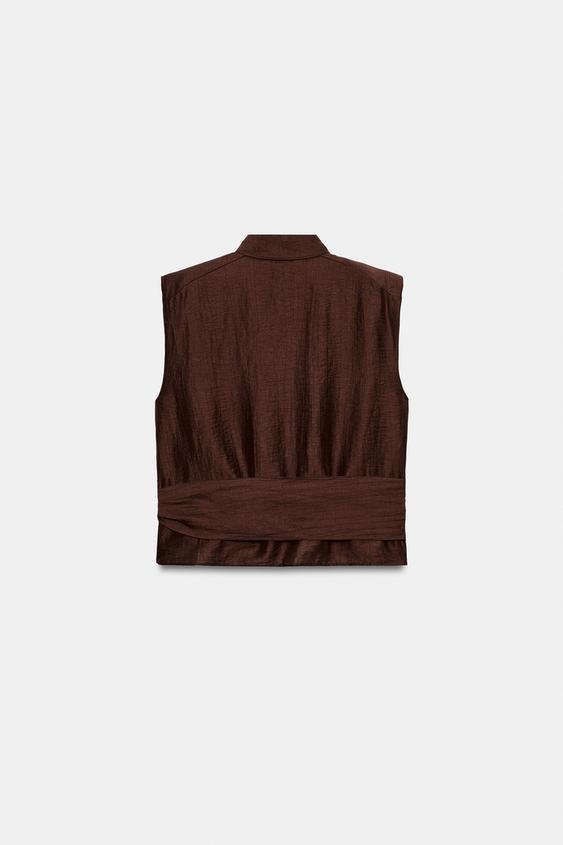 Top à épaulettes en lin avec ceinture