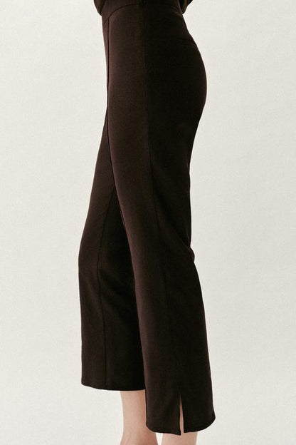 Pantalon mini coupe évasée en lin