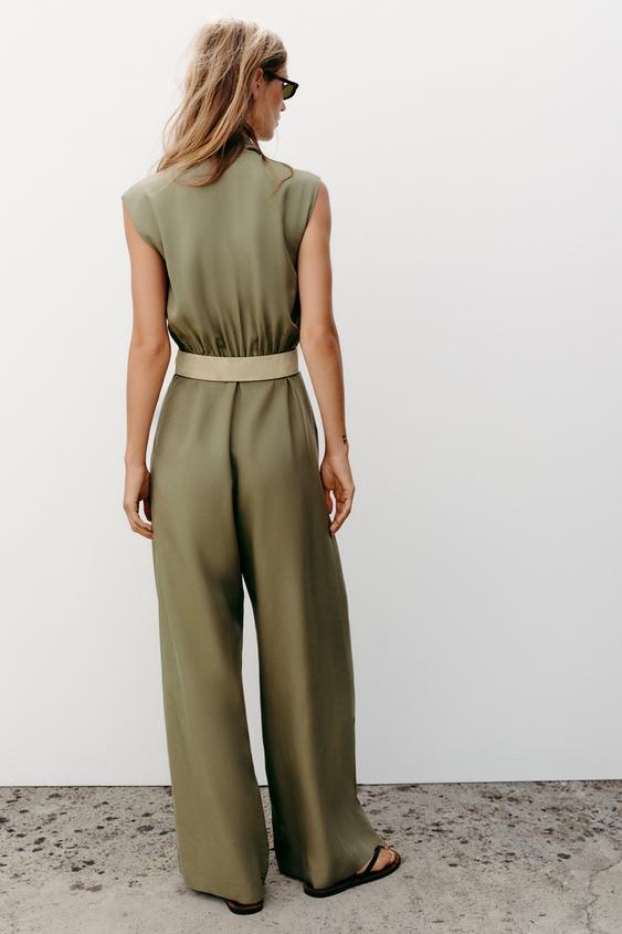 Combinaison longue avec ceinture