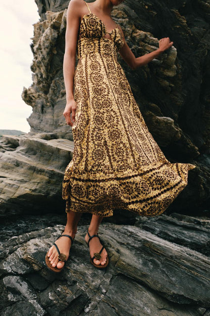 Robe midi brodée ajourée à découpes