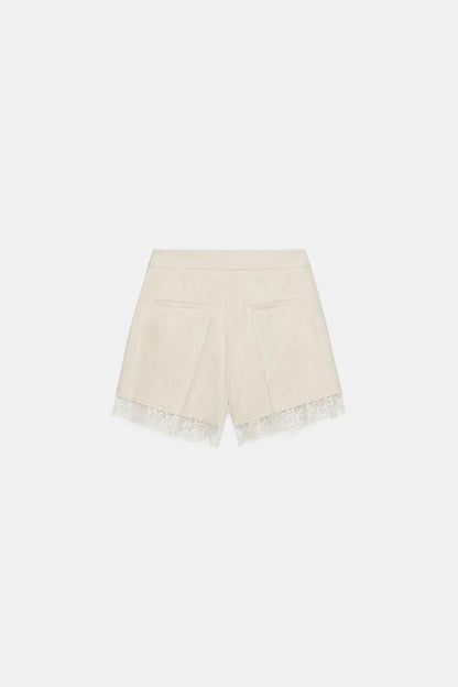 Bermuda à pinces en dentelle