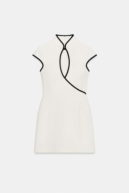 Robe mini à passepoils contrastés
