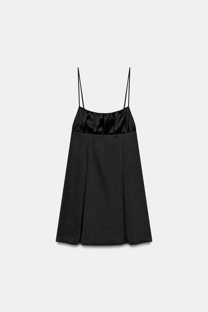 Robe mini satinée à bretelles