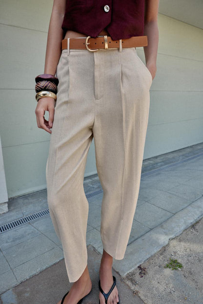Pantalon en lin à pinces avec ceinture