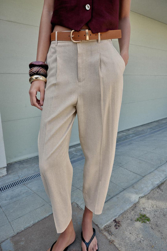 Pantalon en lin à pinces avec ceinture