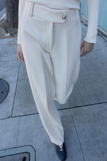 Pantalon droit taille mi-haute