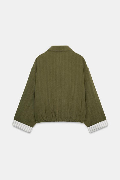 Veste courte à manches retroussées