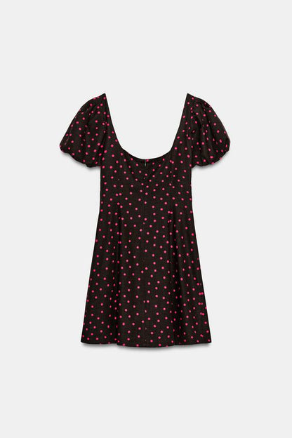 Robe à pois à manches bouffantes en lin