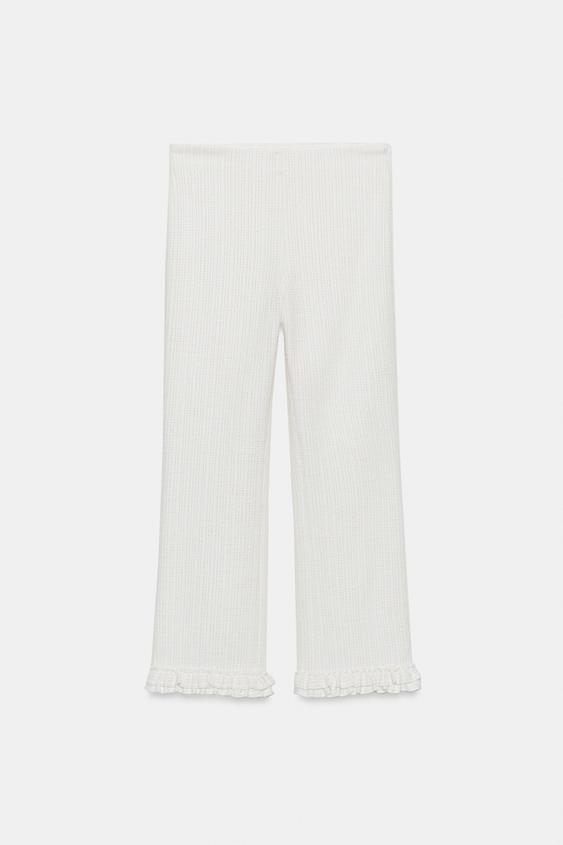 Pantalon légèrement évasé à volants