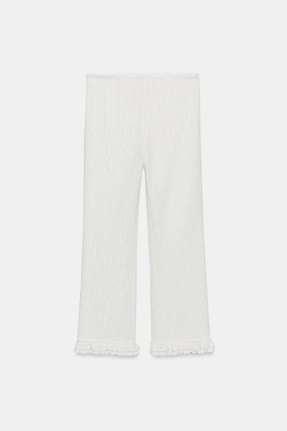Pantalon légèrement évasé à volants