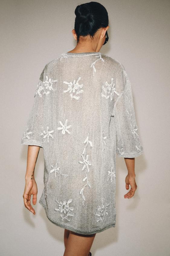 Top oversize en maille à fil métallisé