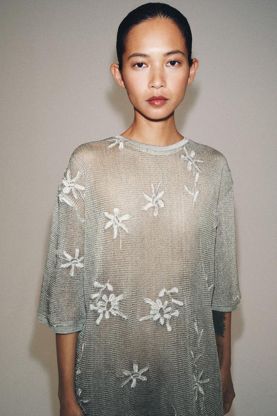 Top oversize en maille à fil métallisé