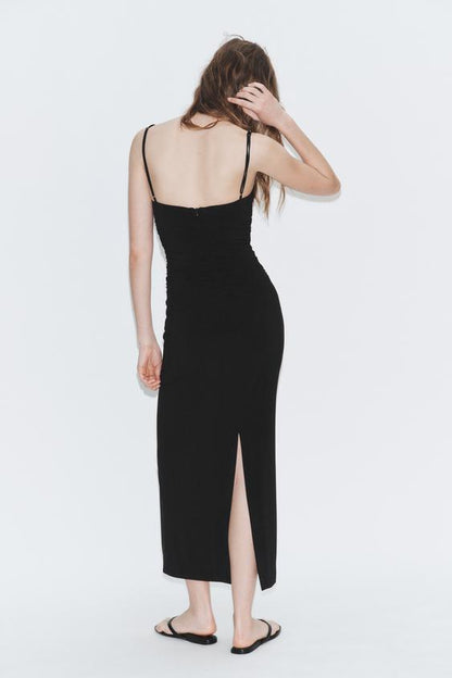 Robe midi à bretelles et fronces