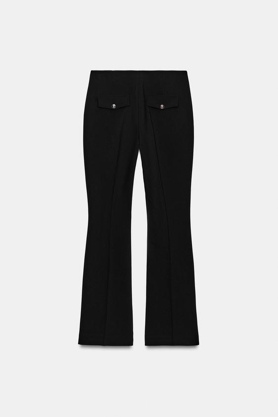 Pantalon coupe évasée à boutons