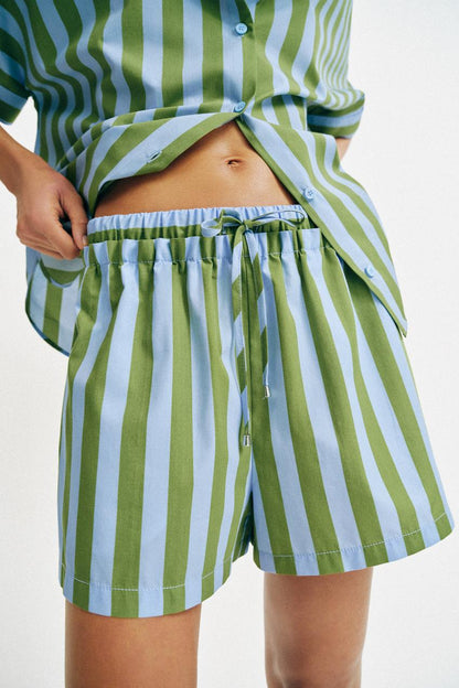 Short à rayures