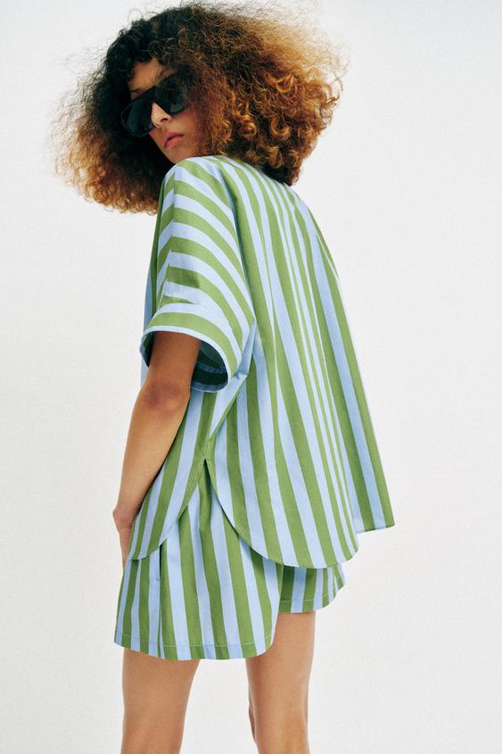Short à rayures