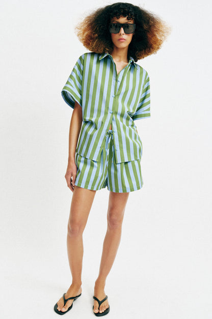 Short à rayures
