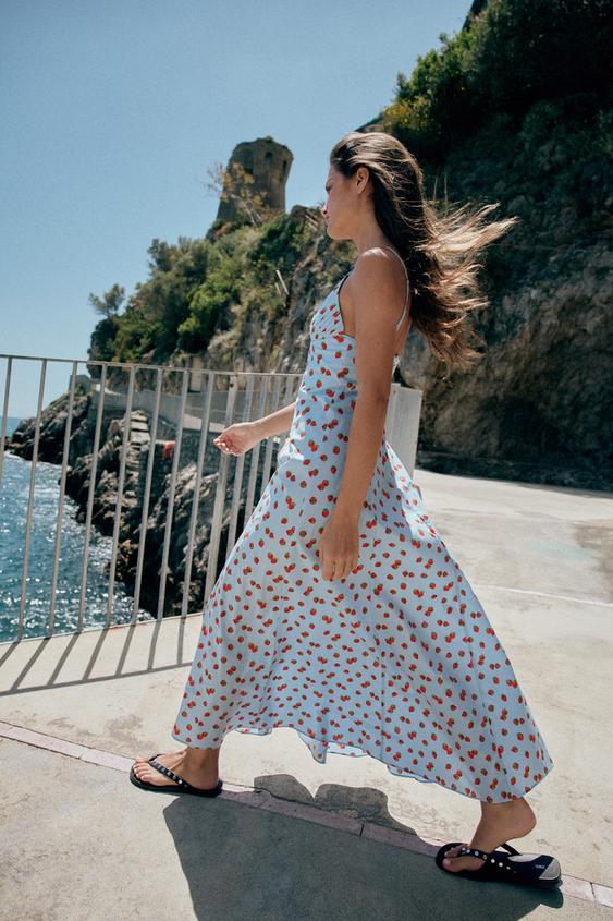 Robe midi en popeline imprimée à motif fraises