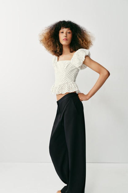Top imprimé à broderies ajourées