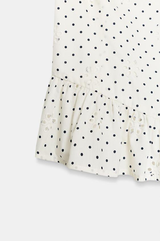 Top imprimé à broderies ajourées