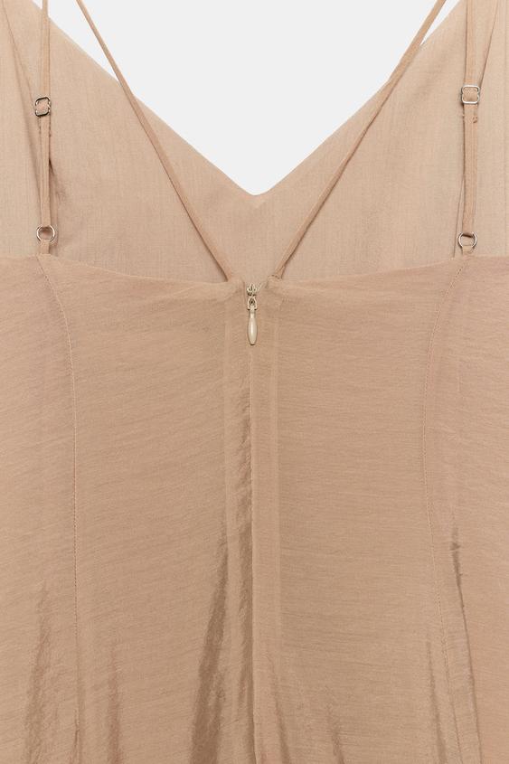 Robe midi fluide à bretelles