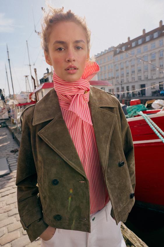 Trench court croisé 100 % cuir