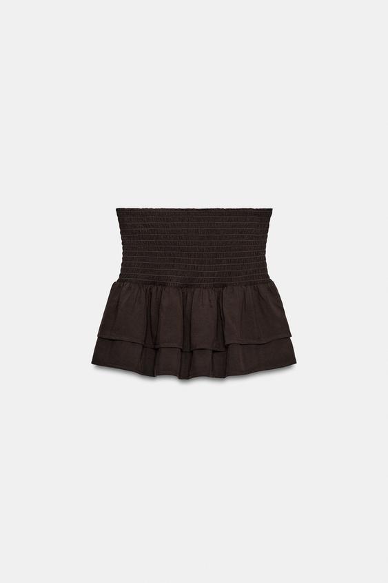 Short smocké à volants