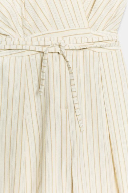 Combinaison à rayures avec ceinture