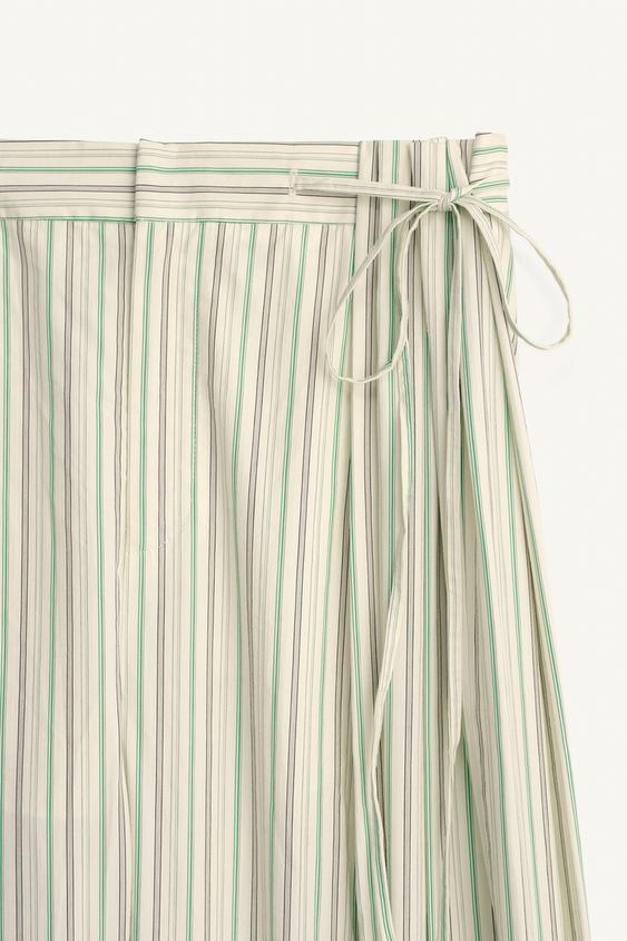Pantalon style pyjama à rayures Édition limitée