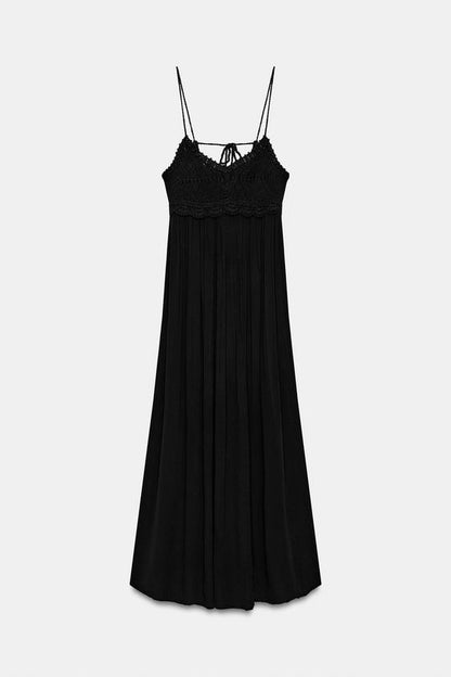 Robe longue contrastée en maille au crochet