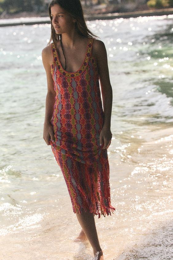 Robe longue en maille à franges