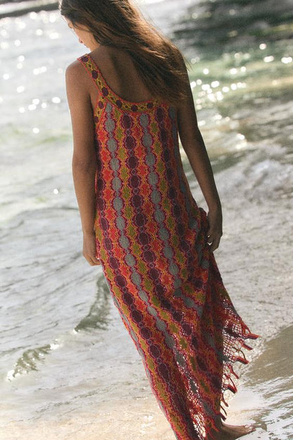 Robe longue en maille à franges