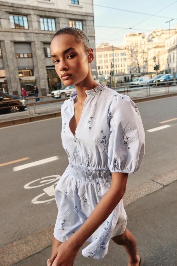 Robe imprimée brodée