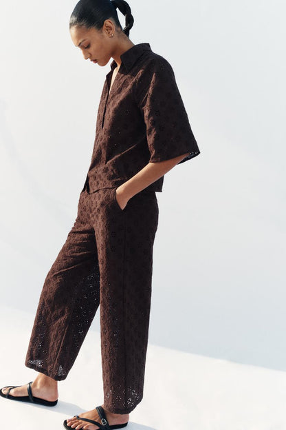 Pantalon-culotte à broderies ajourées